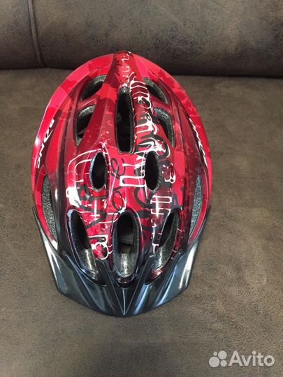 Защитный шлем для велосипеда, роликов