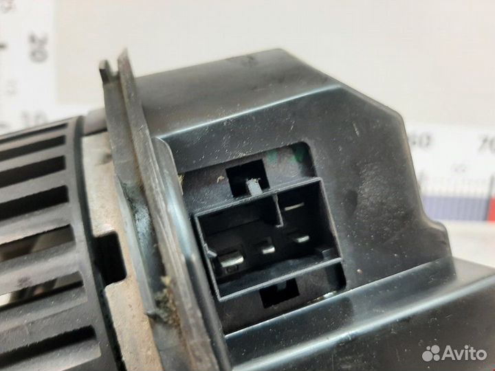 Моторчик печки Volkswagen Golf Plus 2005