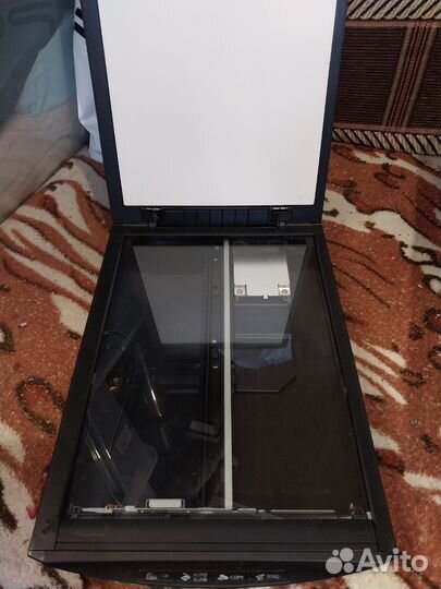 Сканер Canon Lide 120