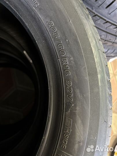 Bridgestone Ecopia EP300 205/60 R16 92V