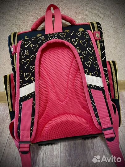 Рюкзак школьный