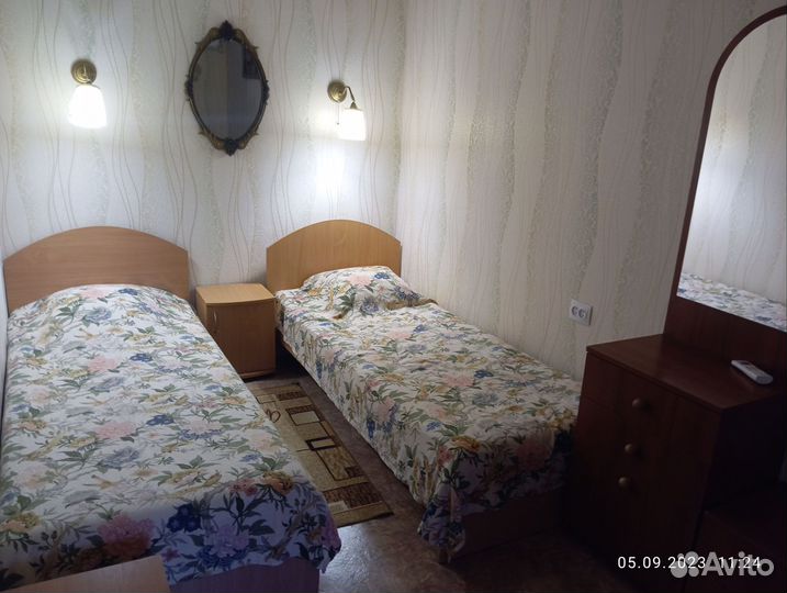 Кровати