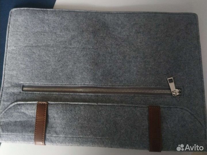 Чехол для ноутбука и документов Helvetia