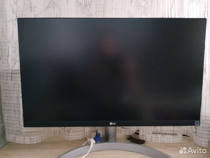 Монитор LG 24 дюйма