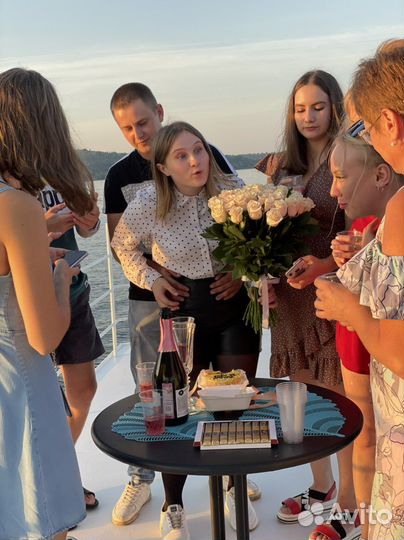 Отдых и прогулки аренда катер/яхта/корабль