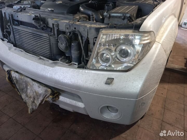 Фары на Ниссан Пайфандер