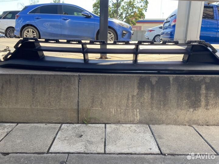 Губа на передний бампер