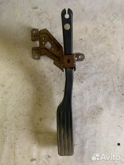 Педаль газа Ford Mondeo FD 1993