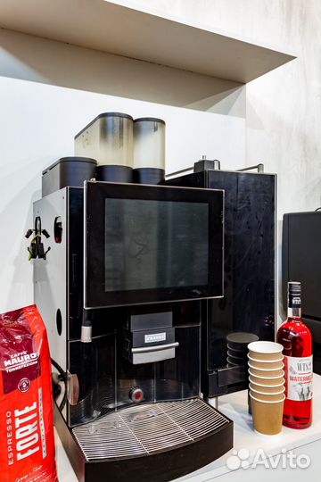 Кофемашина суперавтомат для кофейни