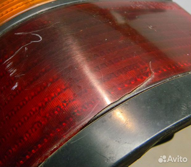 Фонарь левый универсал VW Passat B3 (дефект)