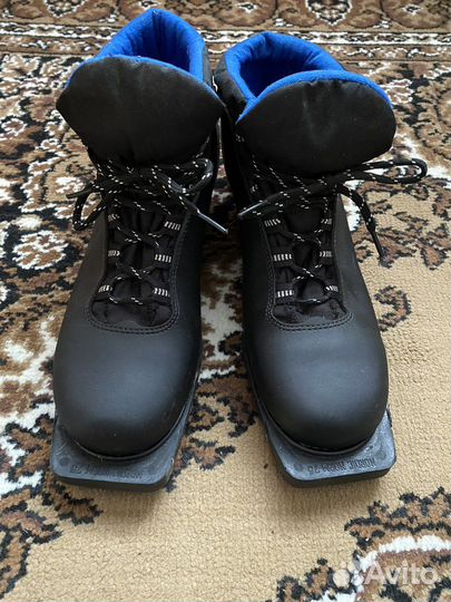 Лыжные ботинки trek