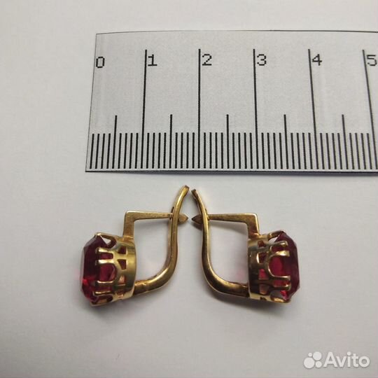 Серьги золотые