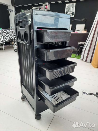 Парикмахерская тележка бу