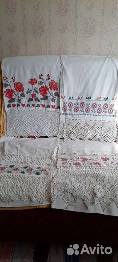 Рушники с кружевом,простыни с подзором