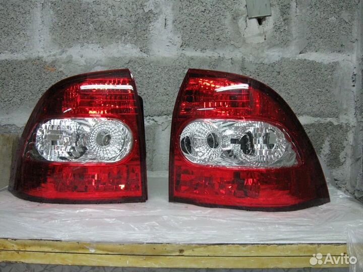 Фары задние