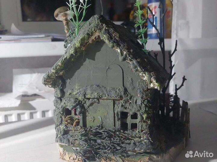 Необычный декор (домик ведьмочки)
