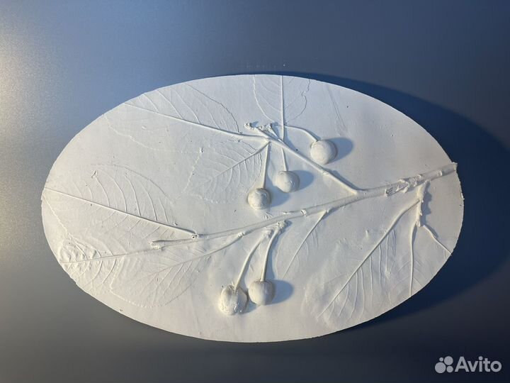 Гипсовое панно барельеф