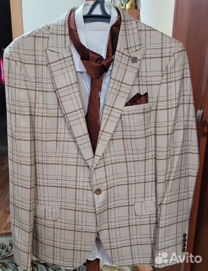 Костюм мужской