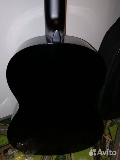 Гитара Yamaha c40 классическая