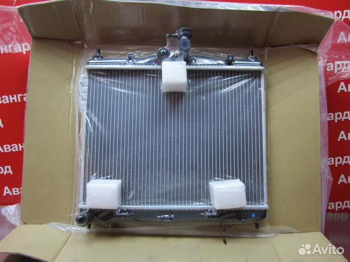 Радиатор охлаждения Hyundai Getz 1.1 / 1.3 / 1.4