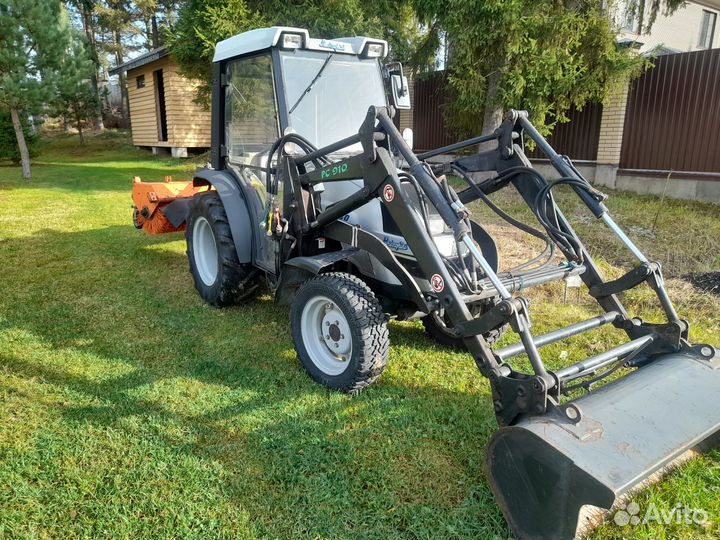 Трактор LAMBORGHINI R1, 2005