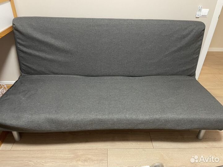 Диван IKEA бединге