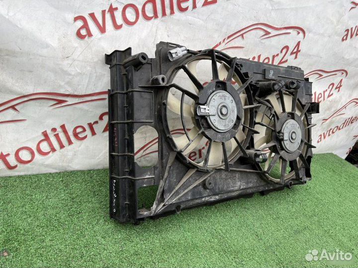 Диффузор радиатора Toyota Prius ZVW30 2ZR-FXE 2014