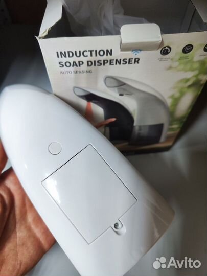 Автоматический сенсорный дозатор для жидкого мыла