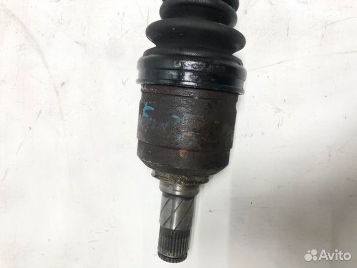 Привод передний левый Nissan Cefiro A32 VQ20DE