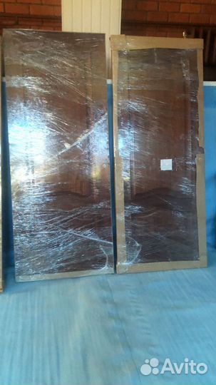 Двери межкомнатные деревянные новые