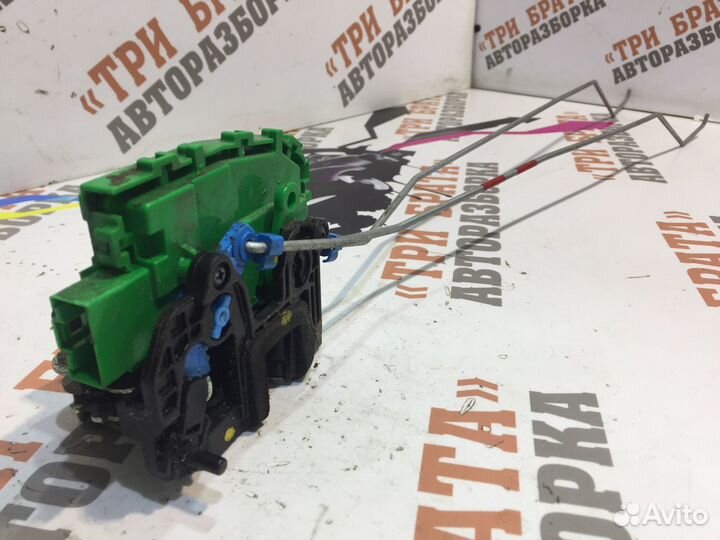 Хендай Солярис Замок задней двери Прав