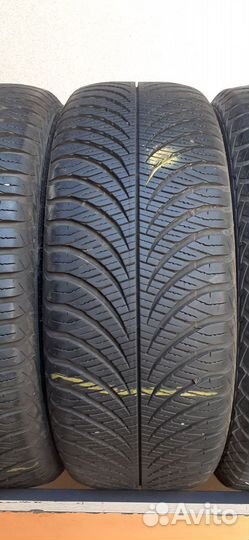 Goodyear Vector 4Seasons Gen-2 205/60 R16