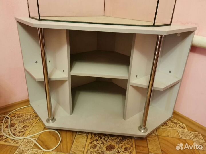 Стол угловой