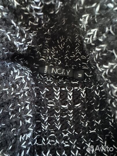 Свитер теплый