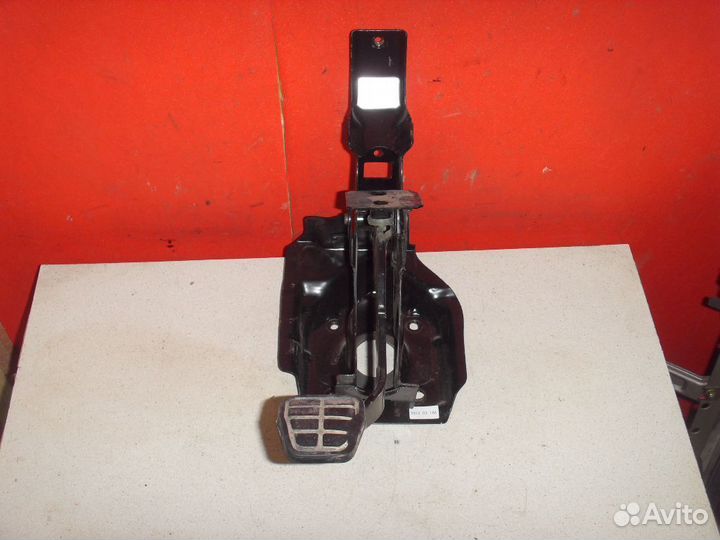 Педаль тормоза A133504010 Chery Bonus A13