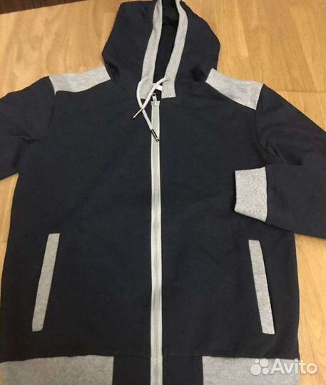 Спортивный костюм для мальчика 152 см