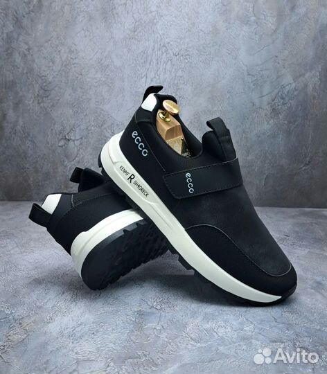 Кроссовки мужские весна/лето р.от 40 до 45