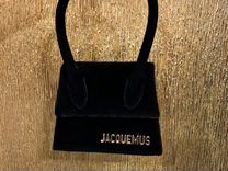 Маленькая сумочка Jacquemus. В наличии