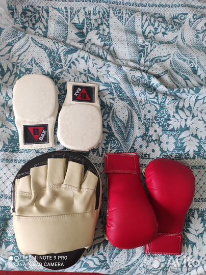 Лапа, перчатки для единоборств