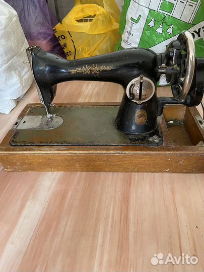 Машинка швейная. Подольск