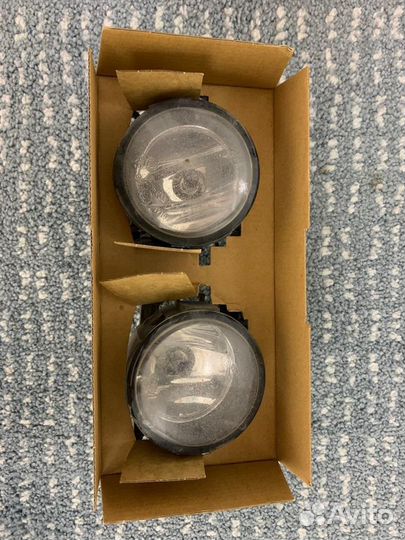 Фара противотуманная Discovery 4 с лампами
