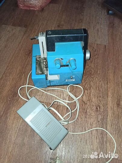 Оверлок для швейной машины