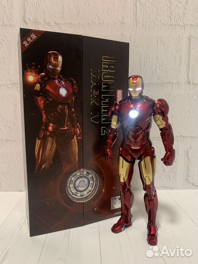 Фигурка Железный человек Mark 4