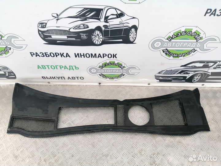 Решётка стеклоочистителей Audi A6 C5 2000г