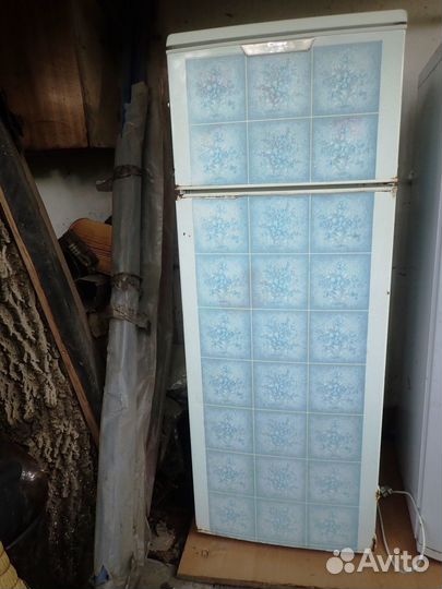 Холодильник б/у