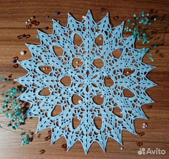 Ажурная интерьерная салфетка