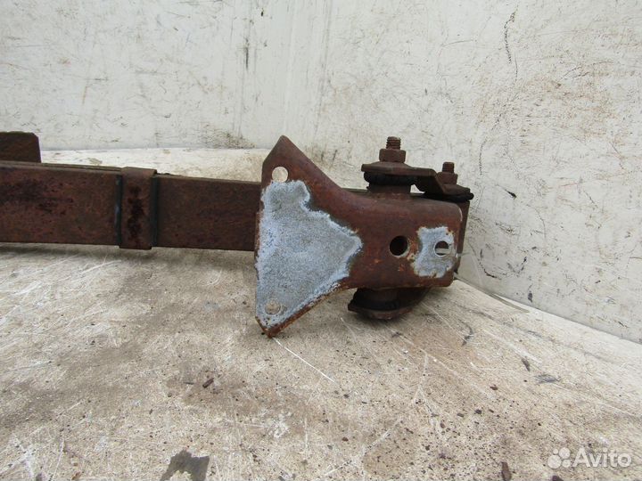 Рессора задняя Крайслер Вояджер 1993г минивэн