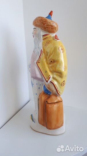 Монгольский дед мороз,фарфор