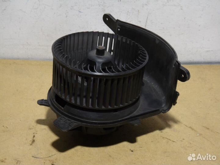 Моторчик печки Рено Сценик 2