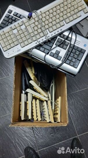 Клавиатура PS/2